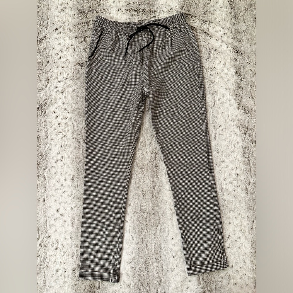 Casual Checkered Pants with tie waist